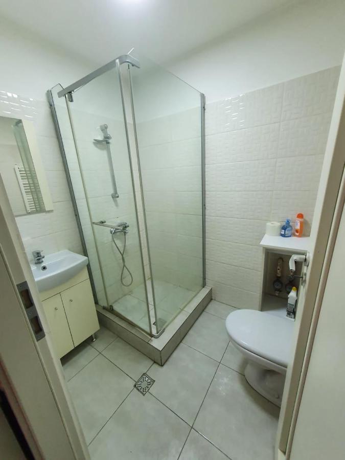 Downtown Piata Universitate Apartments Bukares Bagian luar foto