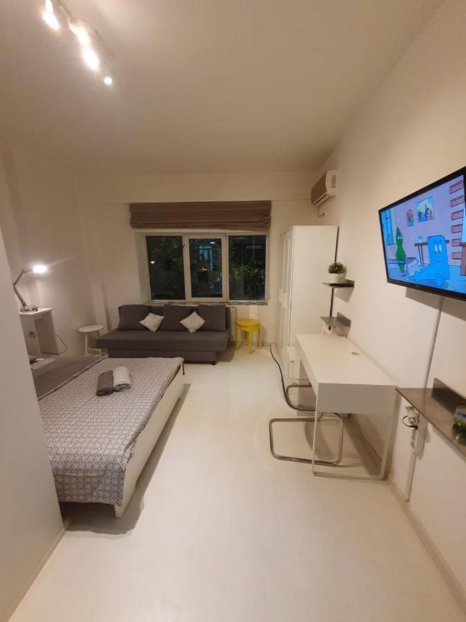 Downtown Piata Universitate Apartments Bukares Bagian luar foto