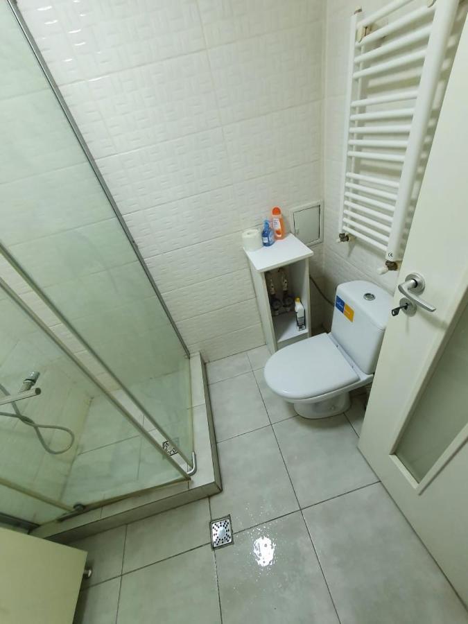 Downtown Piata Universitate Apartments Bukares Bagian luar foto